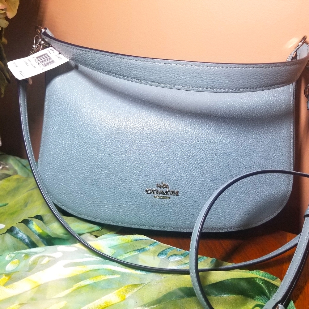 Coach pebble crossbody